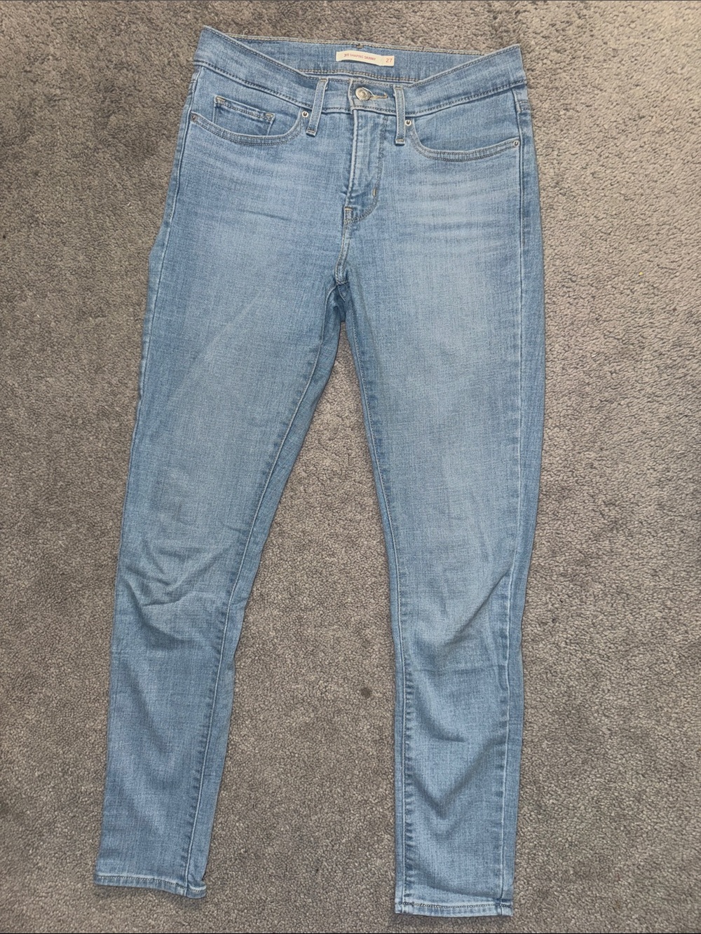 Levi’s Light Blue Shaping Skinny Women's Jeans Sz 27